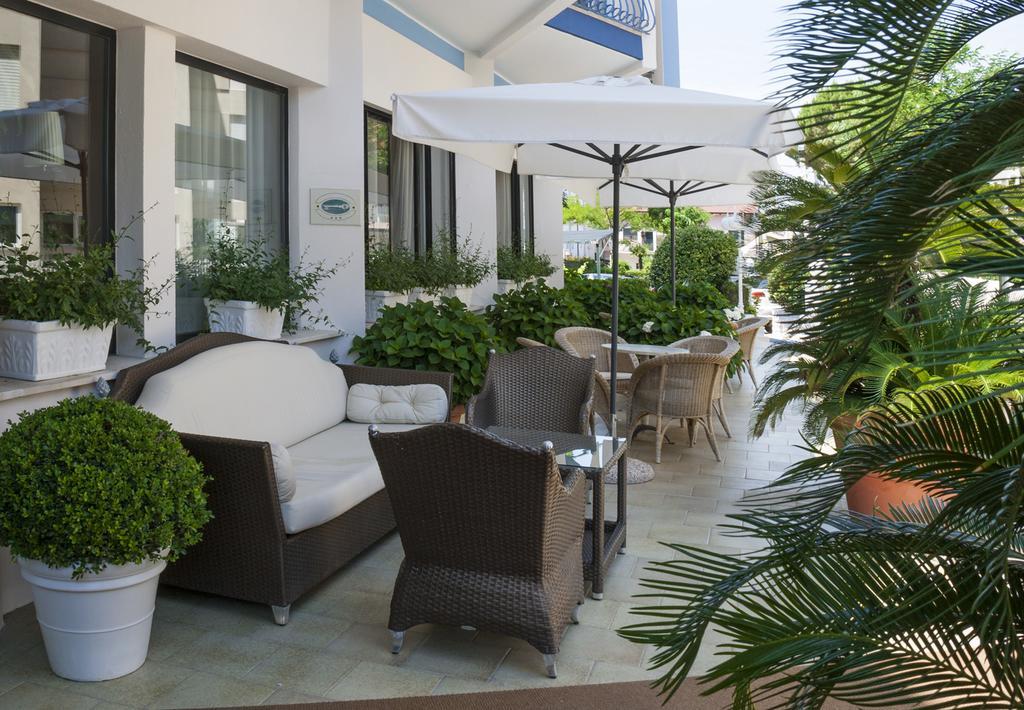 Hotel Plaza Esplanade Lido di Jesolo Eksteriør billede