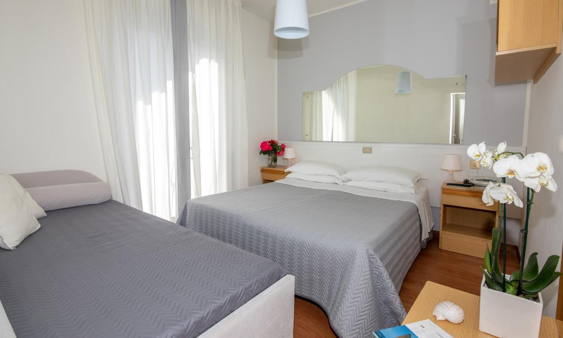 Hotel Plaza Esplanade Lido di Jesolo Eksteriør billede