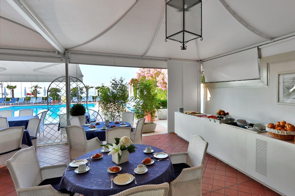 Hotel Plaza Esplanade Lido di Jesolo Eksteriør billede
