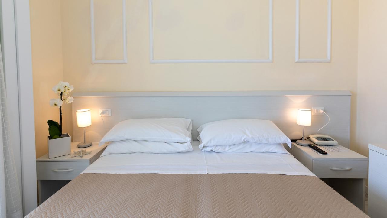 Hotel Plaza Esplanade Lido di Jesolo Eksteriør billede